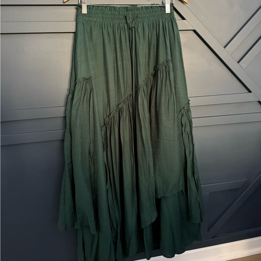 Chic Asymmetrical Green Skirt